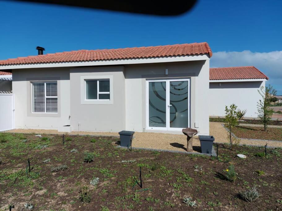 One Bedroom Unit With Kitchenette In Langebaan Country Estate - Solar Power Zewnętrze zdjęcie